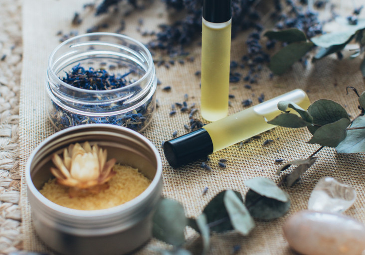 Relaks i aromaterapia w domowym zaciszu